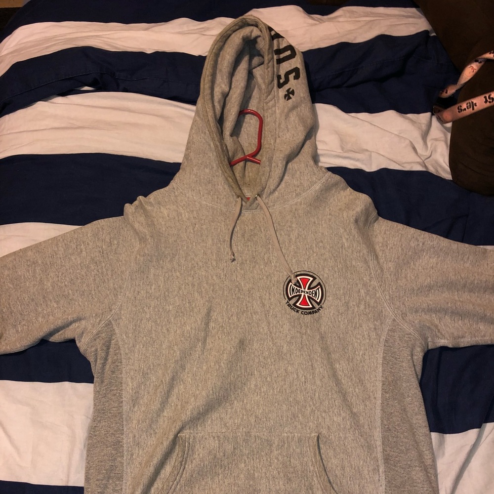 Supreme hoodie